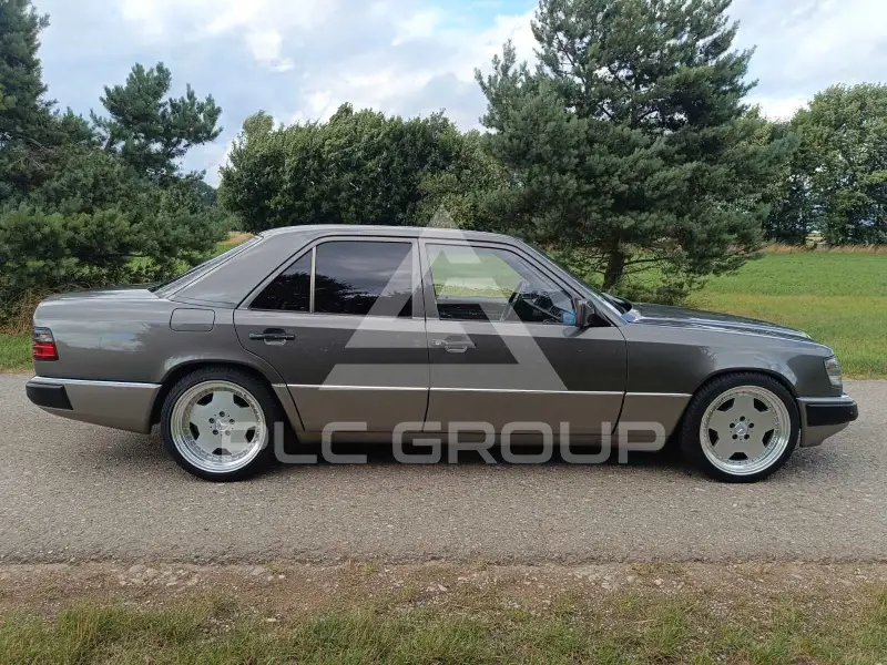 1990 Mercedes Benz E 300