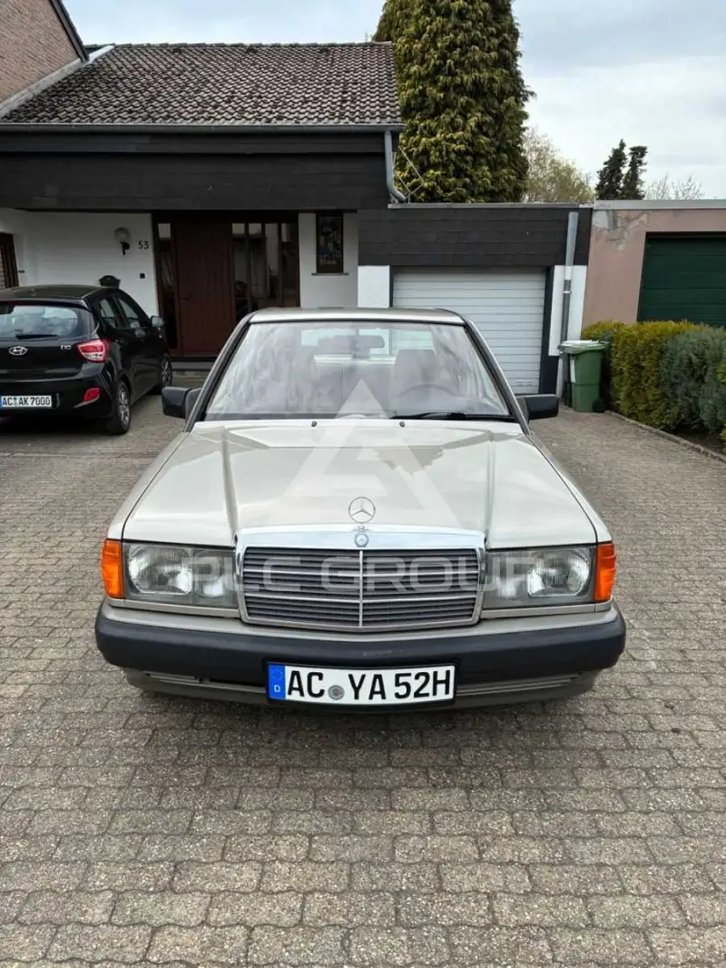 1990 Mercedes Benz 190