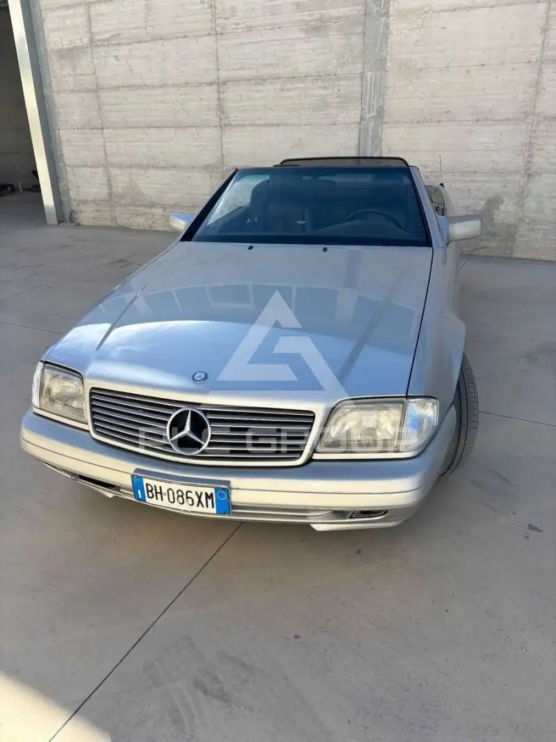 1990 Mercedes Benz SL 300