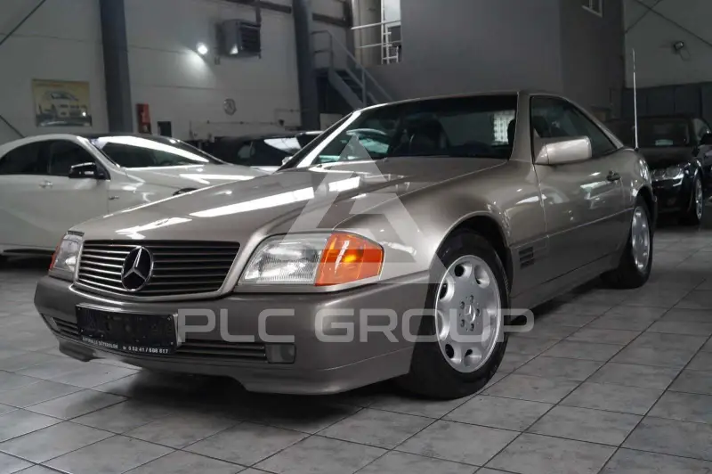 1990 Mercedes Benz SL 300