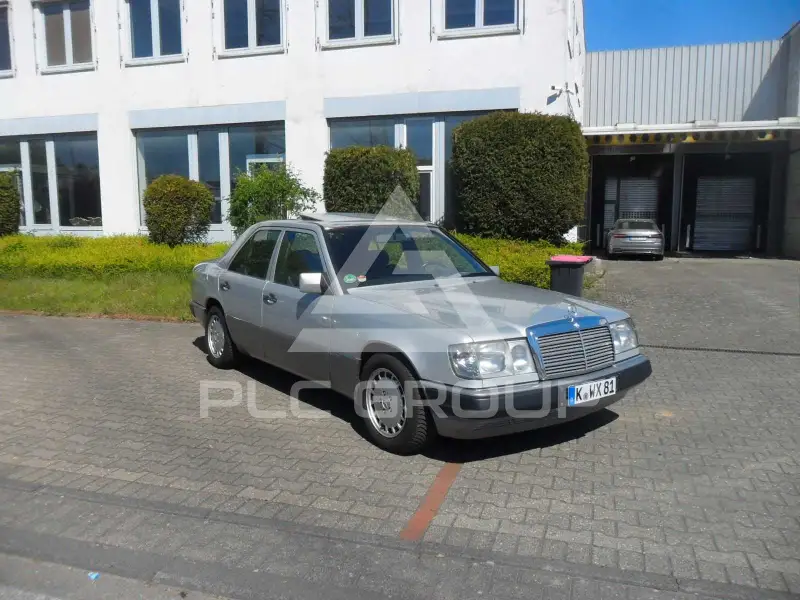 1990 Mercedes Benz E 260