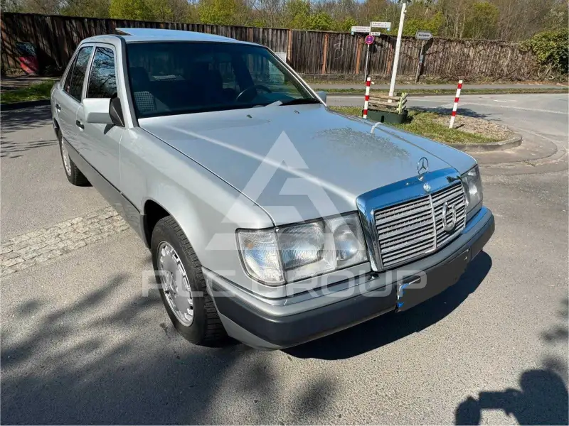 1990 Mercedes Benz E 260