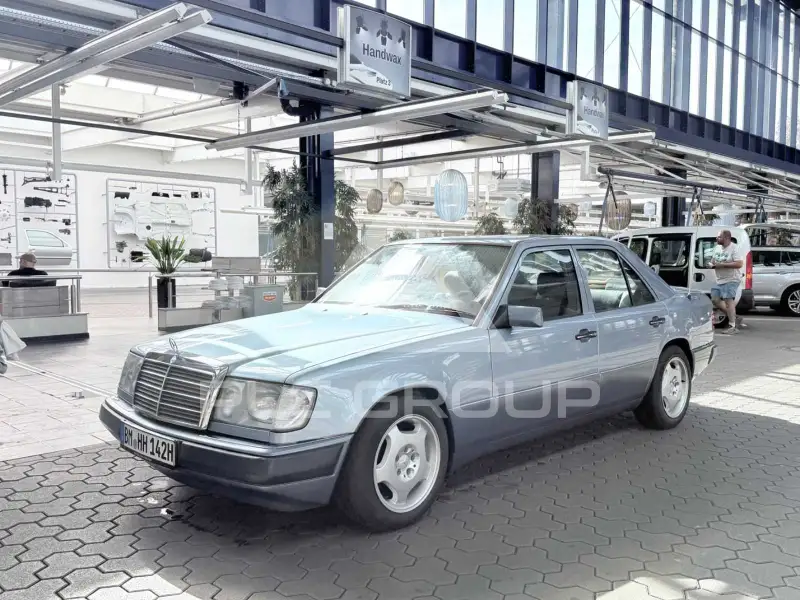 1990 Mercedes Benz E 260