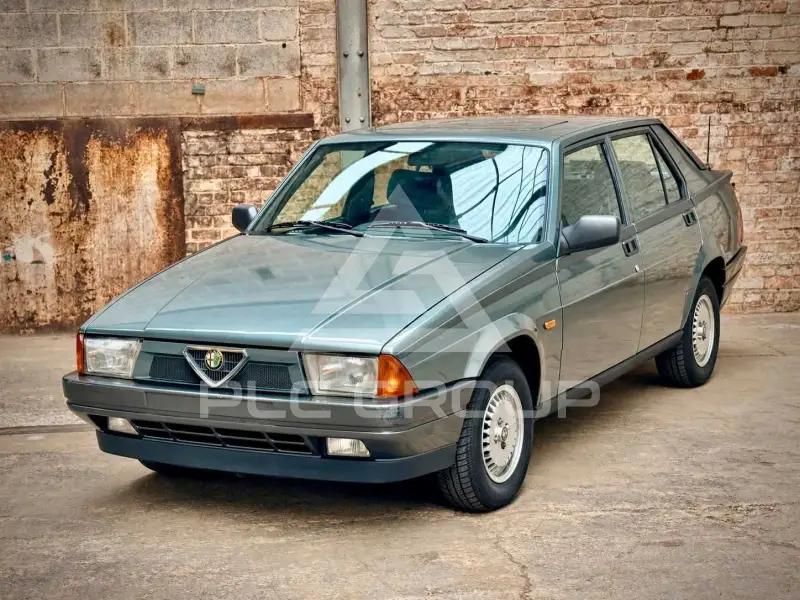 1990 Alfa Romeo 75