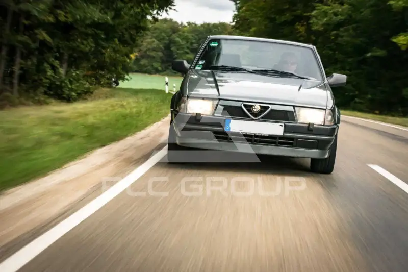 1990 Alfa Romeo 75