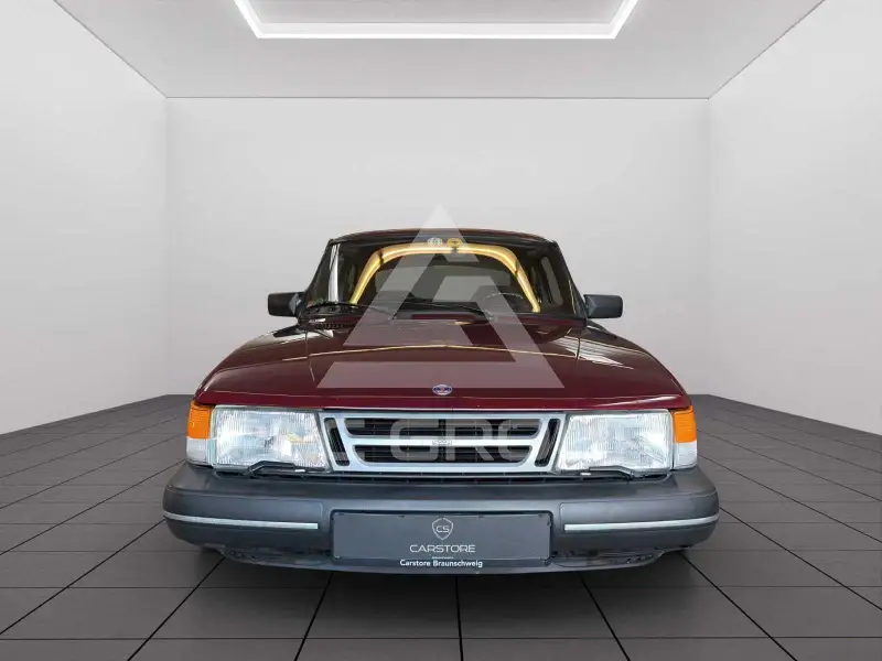 1990 SAAB 900