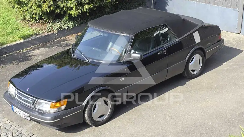 1990 SAAB 900