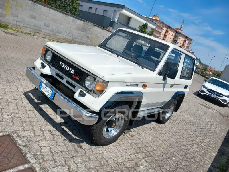 1990 Toyota LAND CRUISER