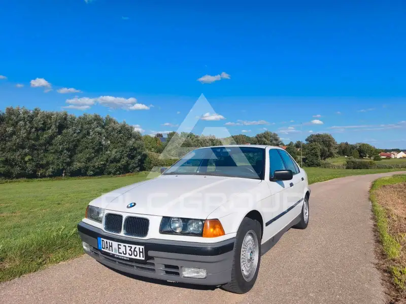 1991 BMW 316