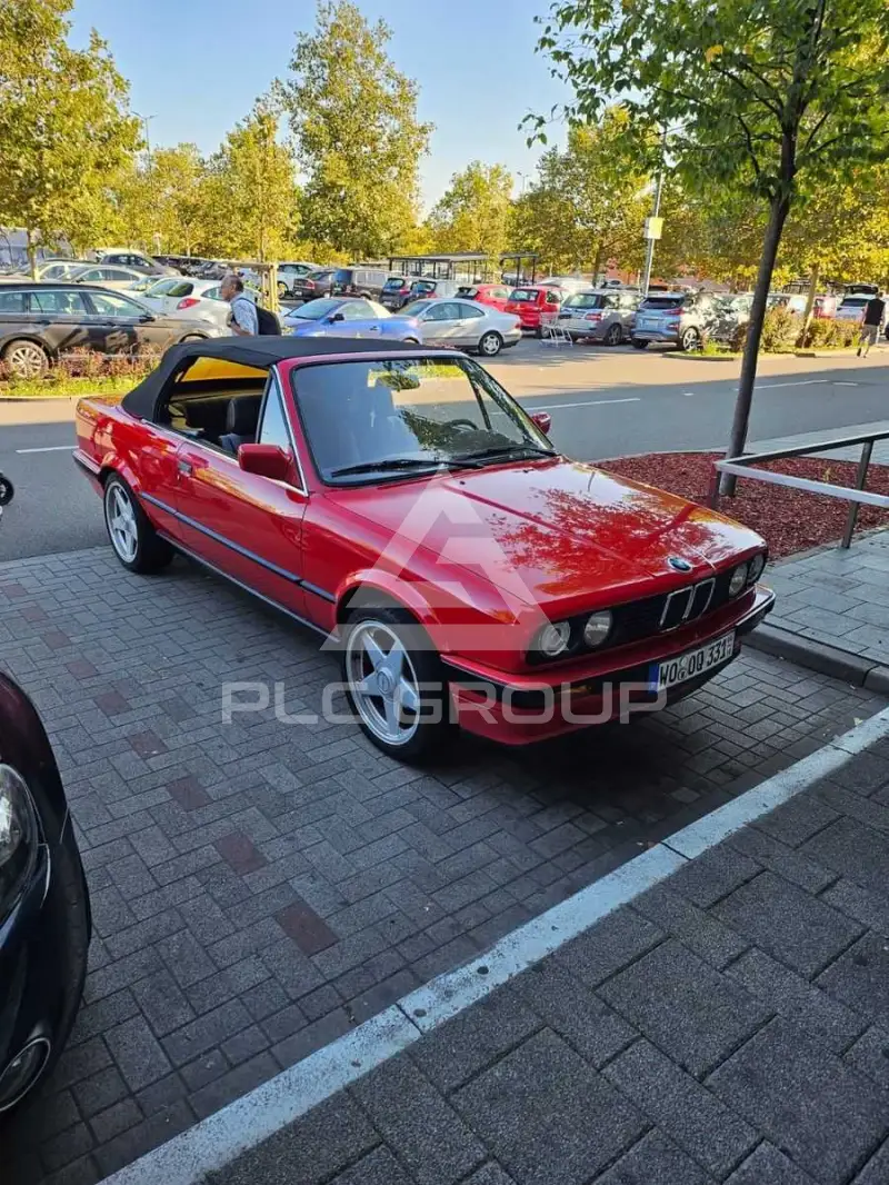 1991 BMW 320