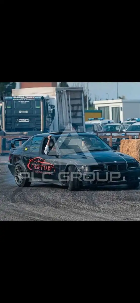 1991 BMW 320