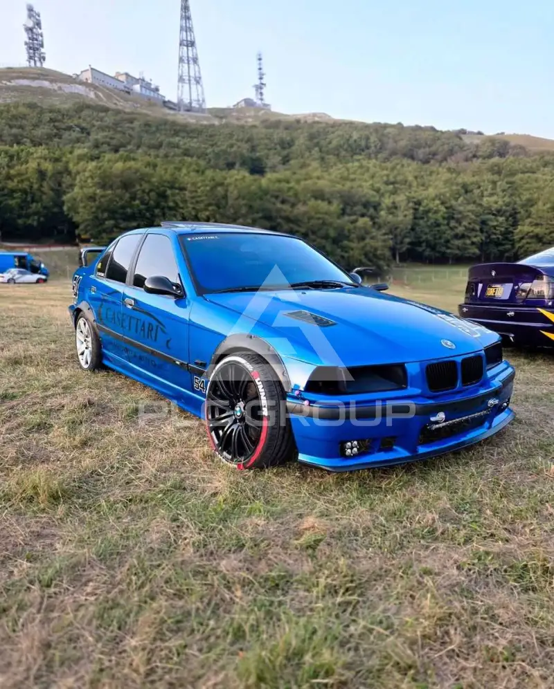 1991 BMW 320