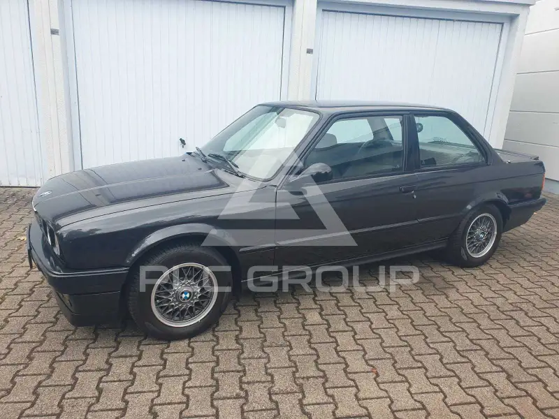 1991 BMW 320