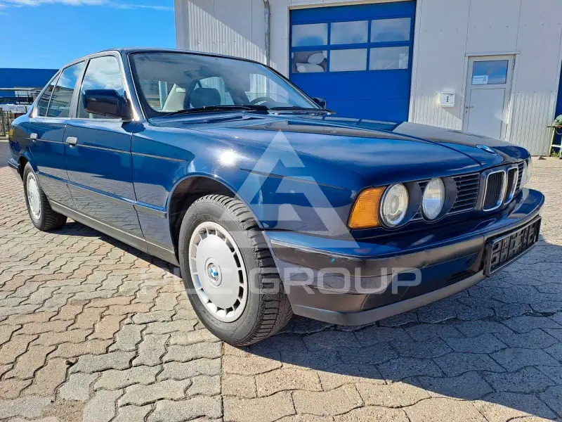1991 BMW 520