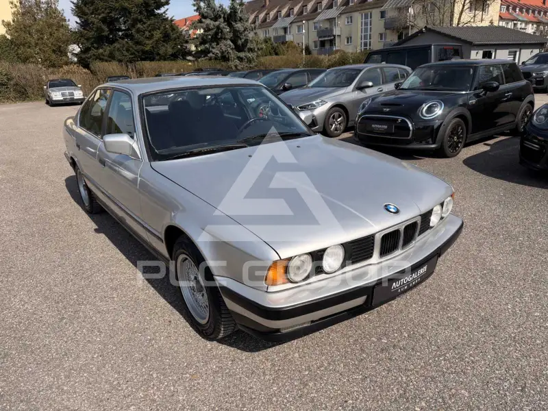 1991 BMW 520