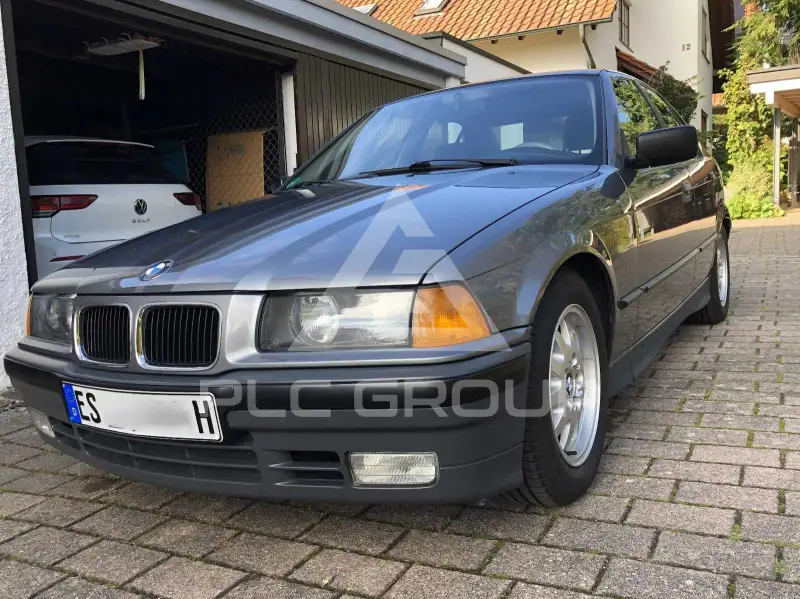 1991 BMW 318