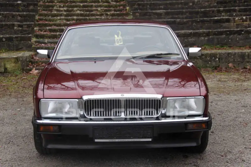 1991 Jaguar Daimler
