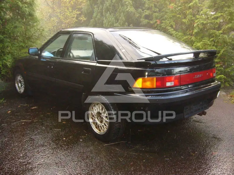 1991 Mazda 323