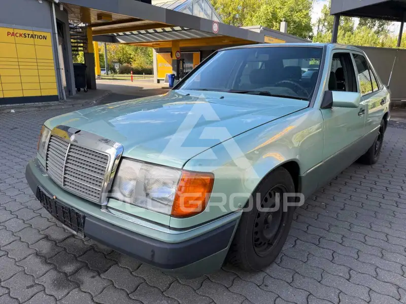 1991 Mercedes Benz E 230
