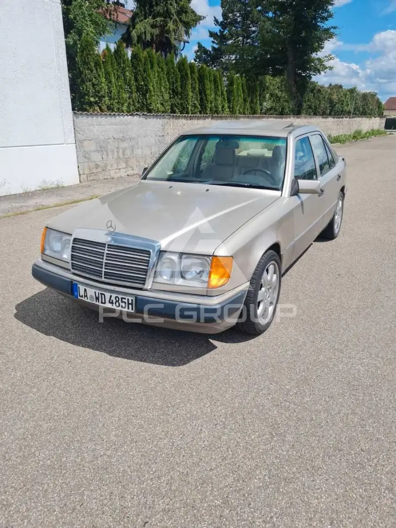 1991 Mercedes Benz E 250