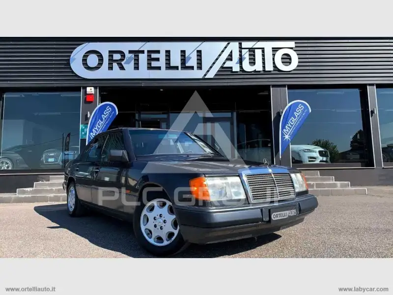 1991 Mercedes Benz E 200