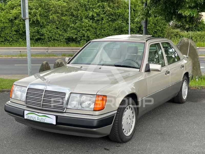 1991 Mercedes Benz E 200