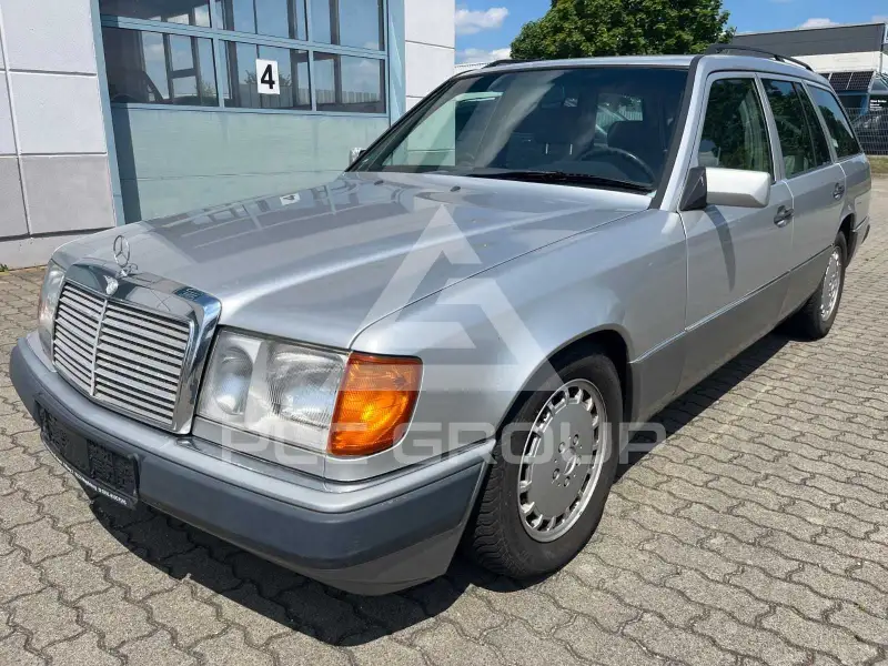 1991 Mercedes Benz E 200
