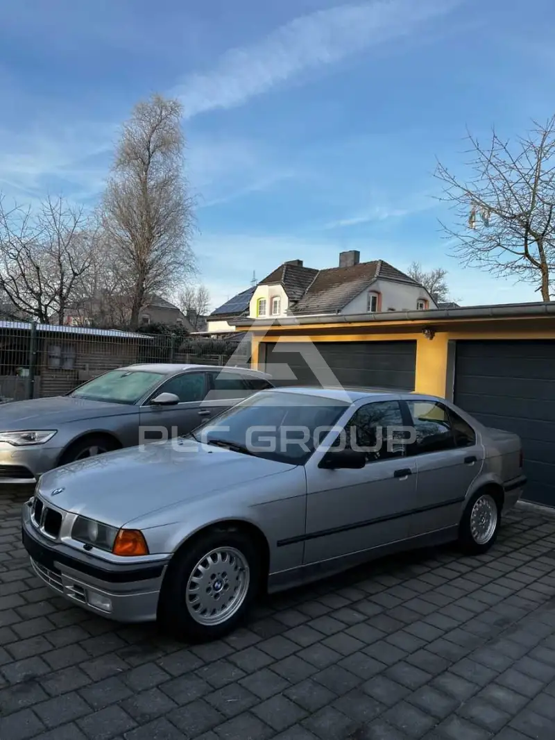 1992 BMW 325