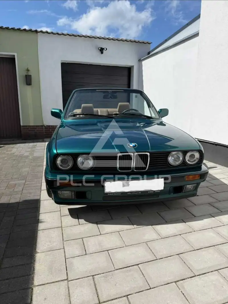 1992 BMW 320
