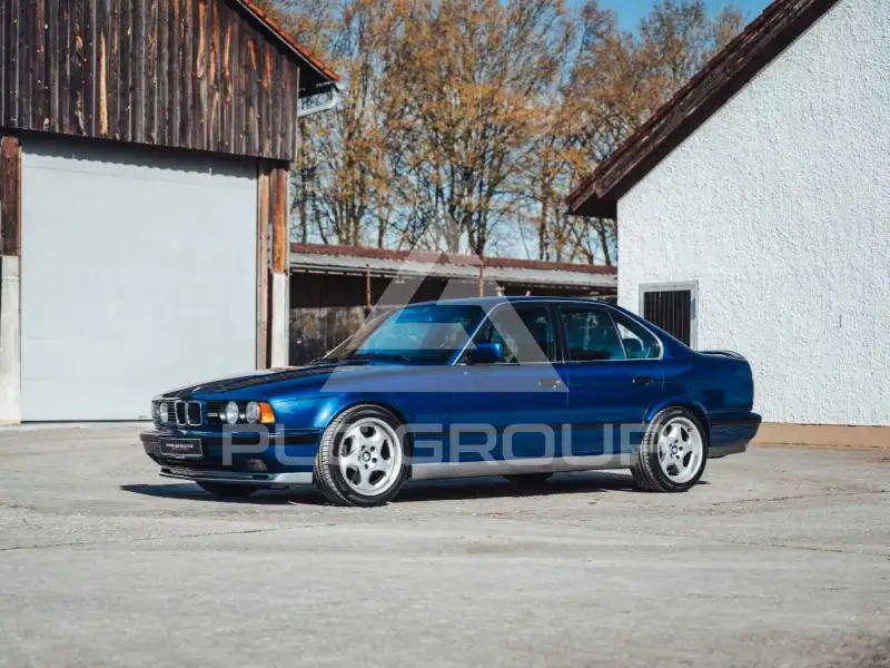 1992 BMW M5