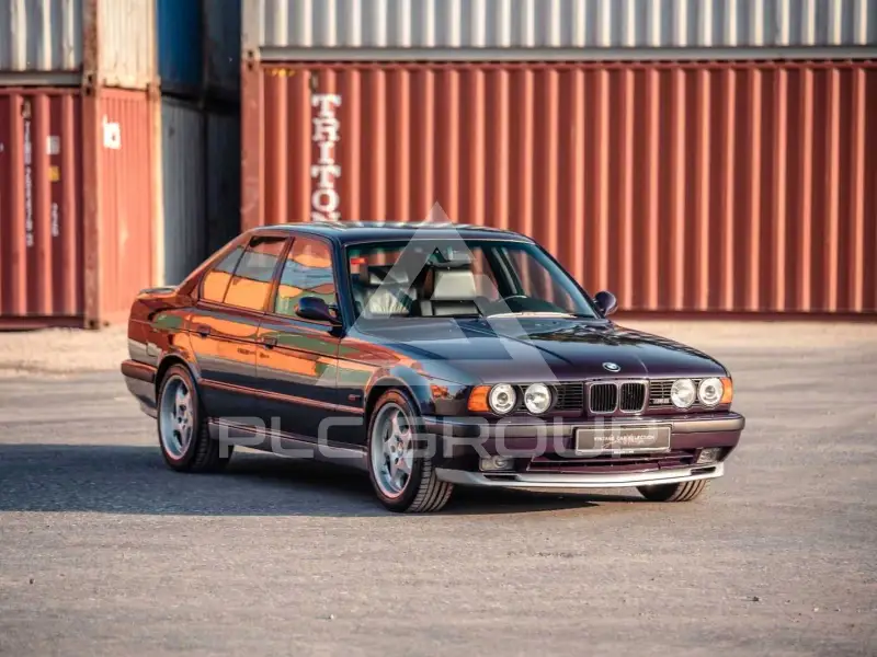 1992 BMW M5