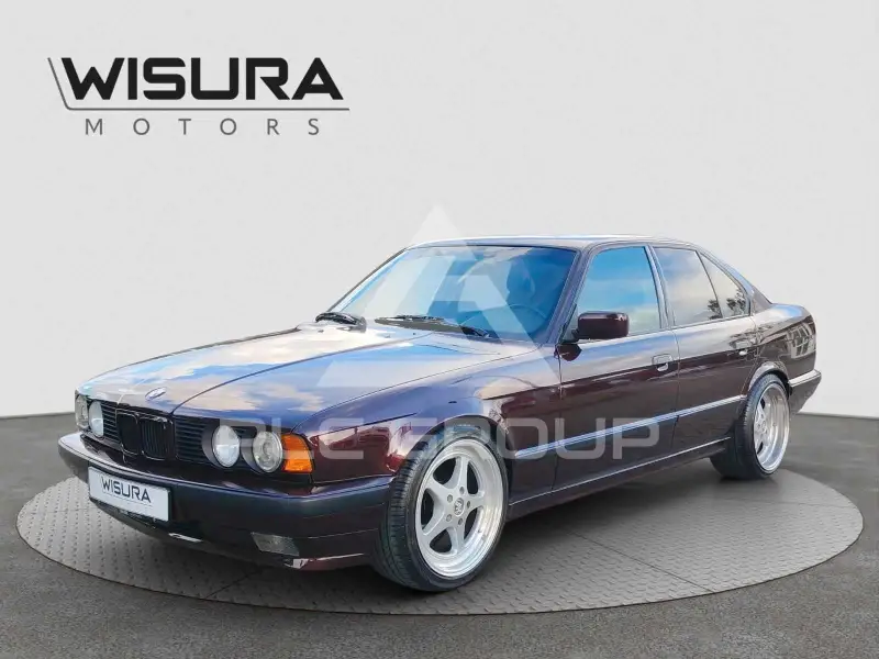 1992 BMW 520