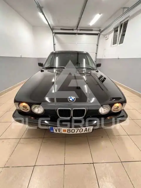 1992 BMW 520