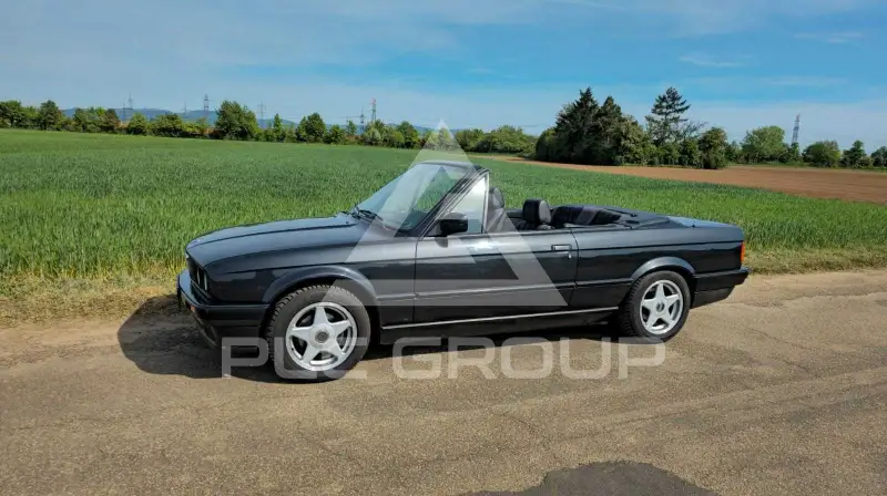 1992 BMW 318