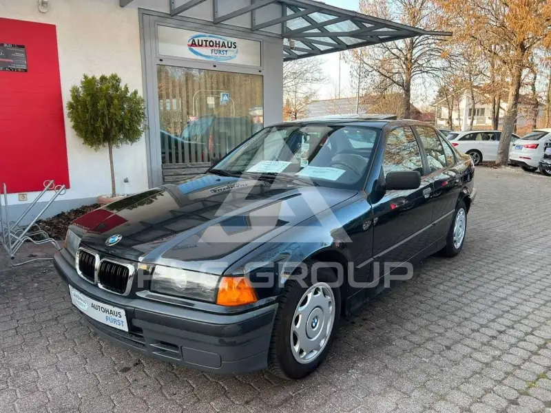 1992 BMW 318