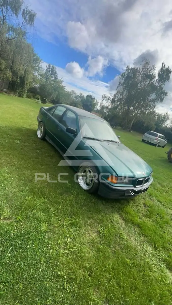 1992 BMW 318