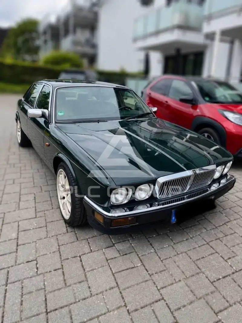 1992 Jaguar XJ