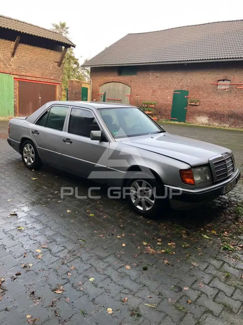 1992 Mercedes Benz E 300