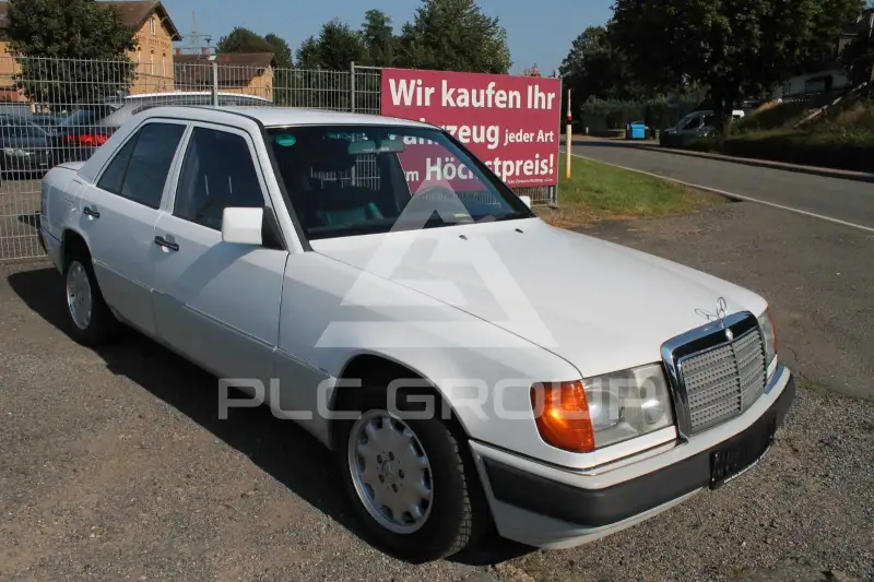 1992 Mercedes Benz 200