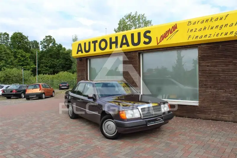 1992 Mercedes Benz 230