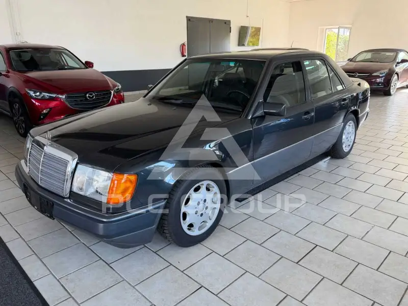 1992 Mercedes Benz 230