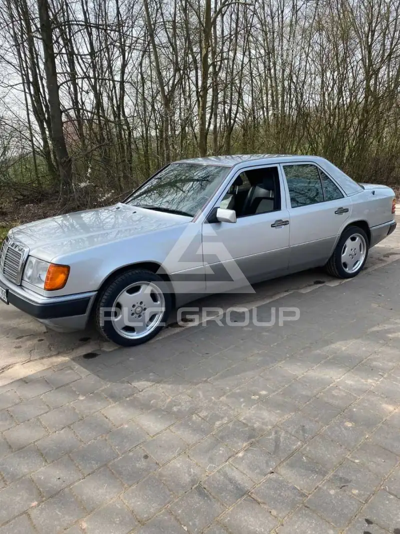 1992 Mercedes Benz 230