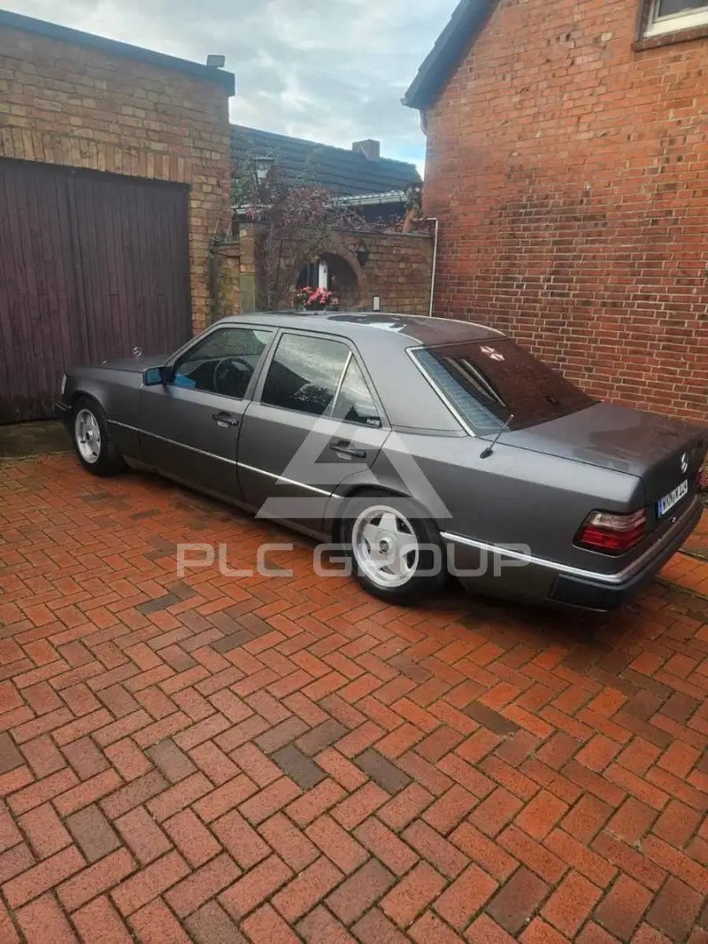 1992 Mercedes Benz 230