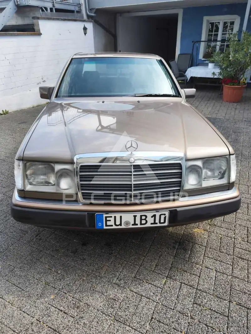 1992 Mercedes Benz 230