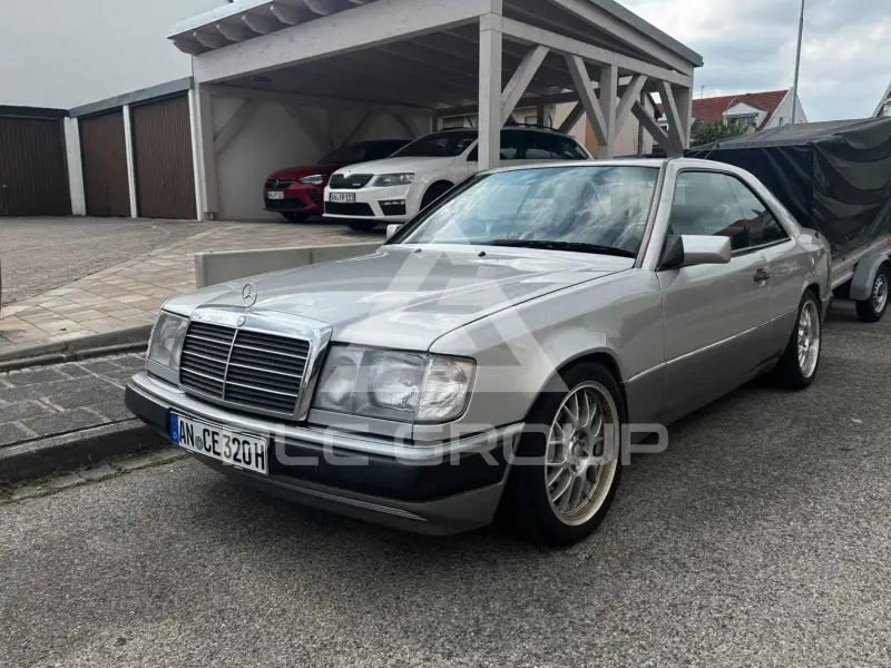 1992 Mercedes Benz CE 320