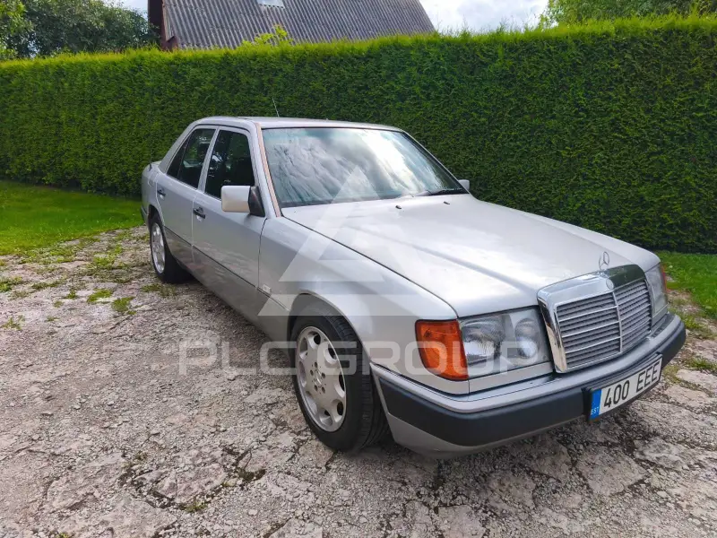 1992 Mercedes Benz 400
