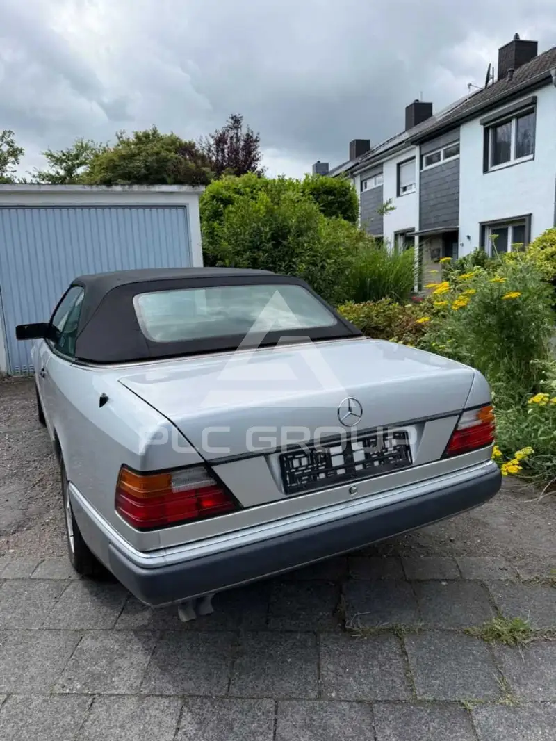 1992 Mercedes Benz E 300