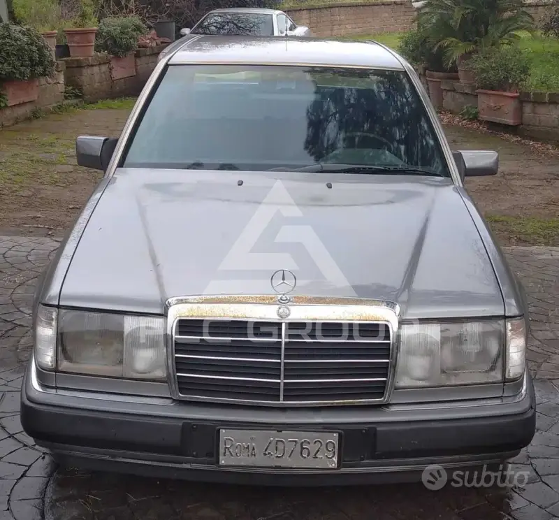 1992 Mercedes Benz E 200