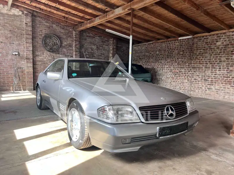 1992 Mercedes Benz SL 300