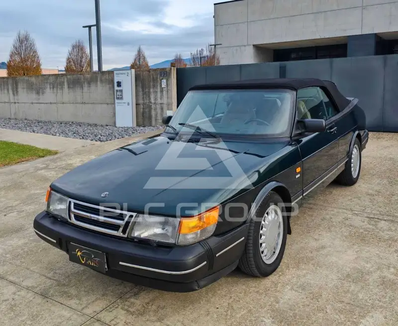 1992 SAAB 900